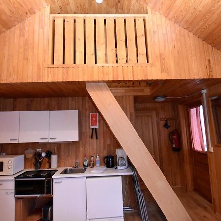 Solbrekka Holiday Homes Mjoifjorthur Екстериор снимка