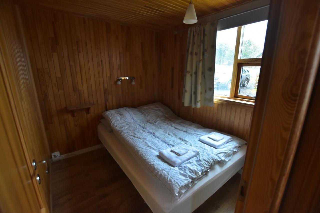 Solbrekka Holiday Homes Mjoifjorthur Екстериор снимка