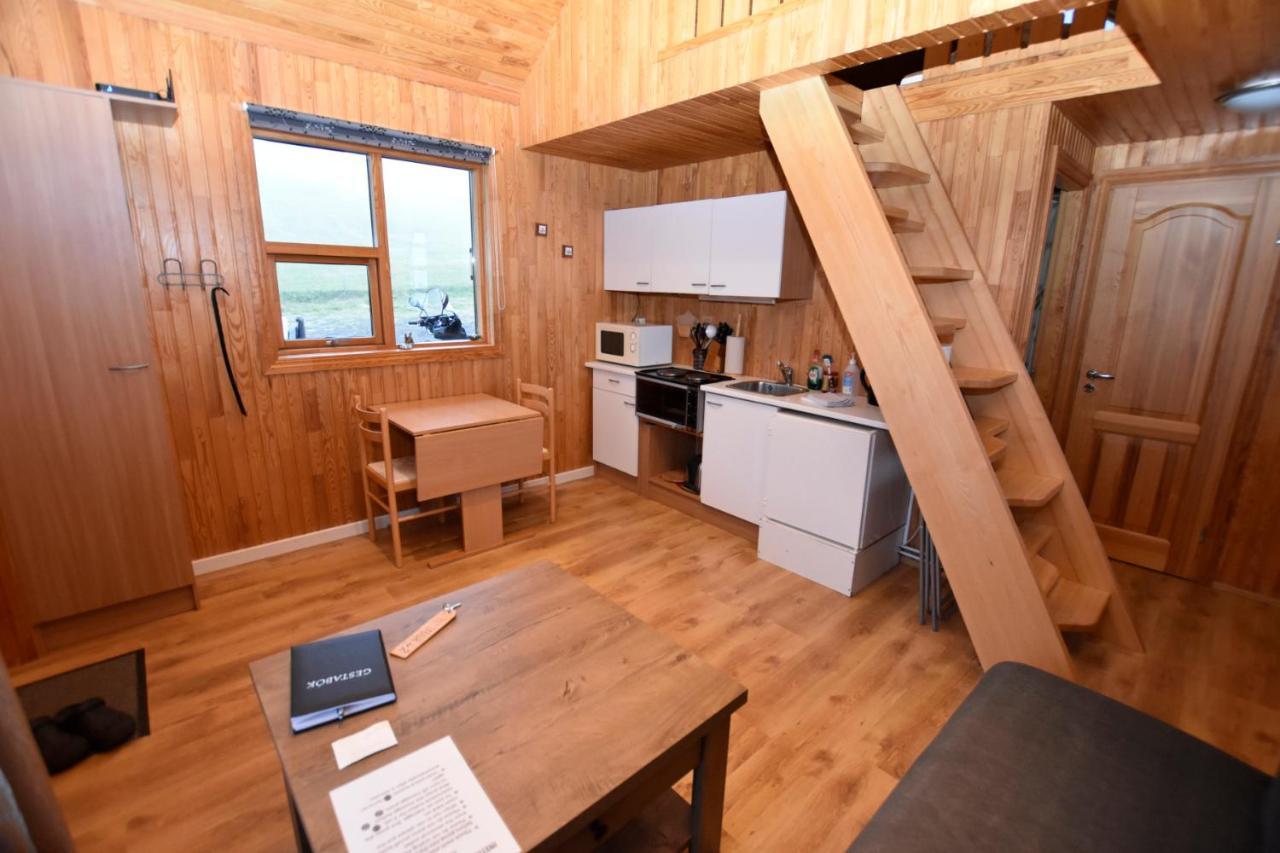 Solbrekka Holiday Homes Mjoifjorthur Екстериор снимка